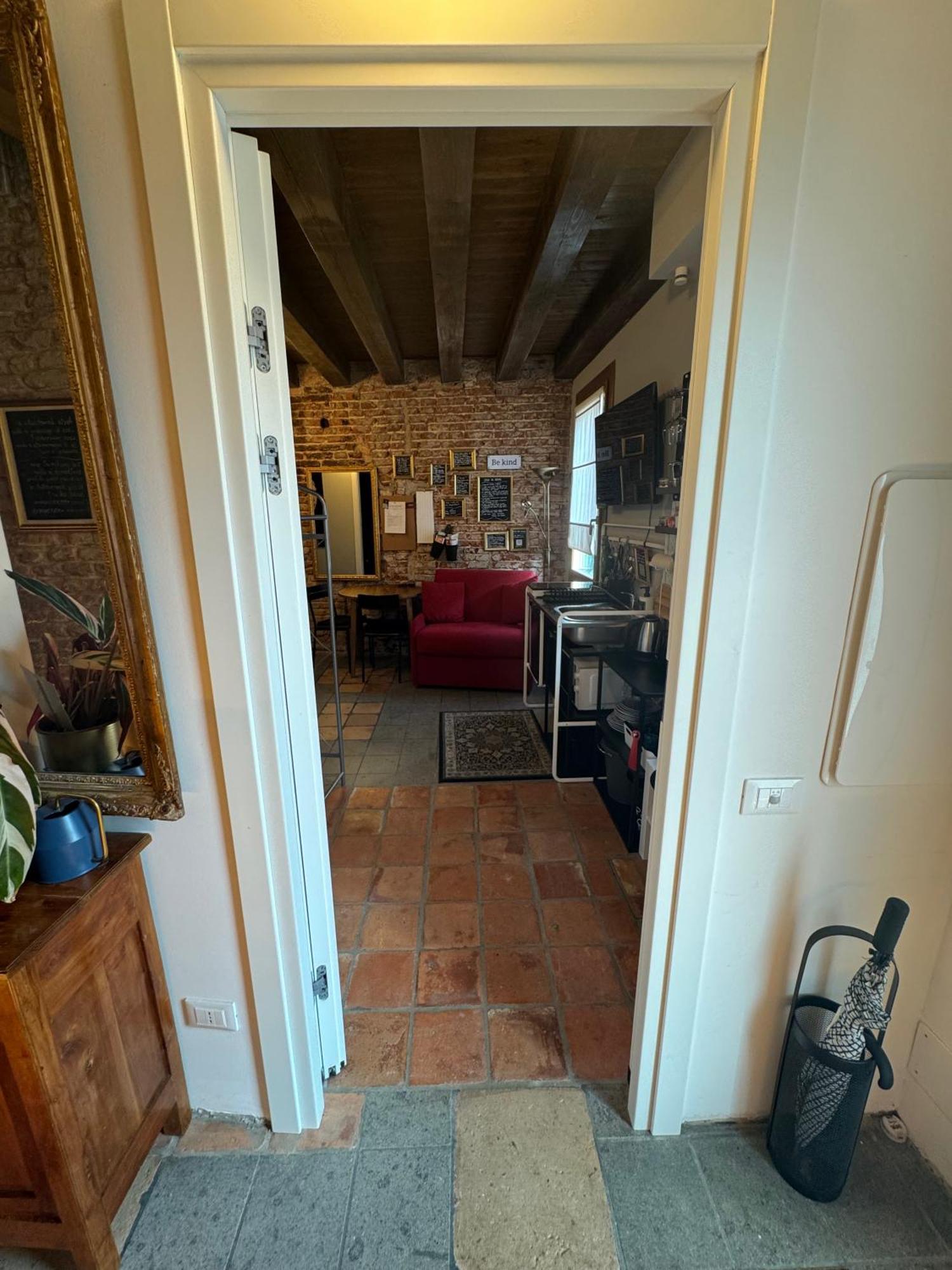 Apartment Storico Fronte Piazza In Borgo Portello
